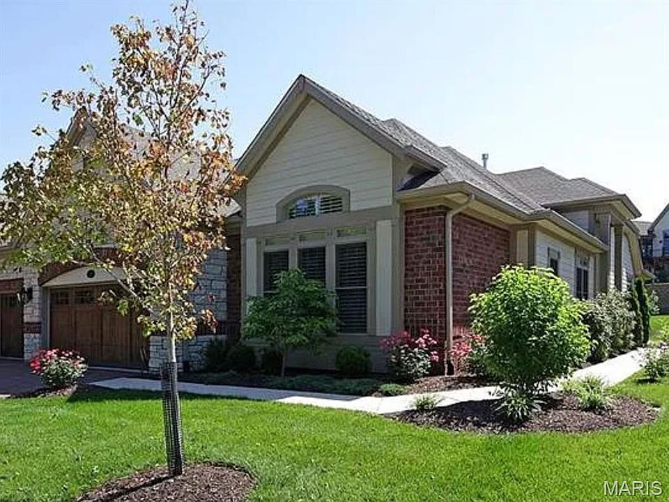 1st image of 212 Meadowbrook Country Club Way