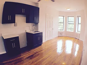 Rented by Lang Realty LLC