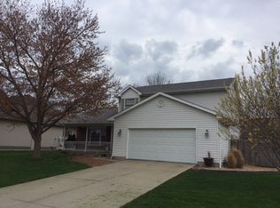 3 Ventura Ct, Jacksonville, IL 62650