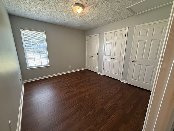3rd image of 1538 Chariot Dr
