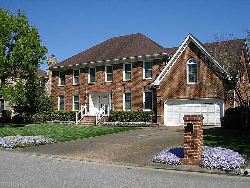 1st image of 1204 Glen Lochen Dr