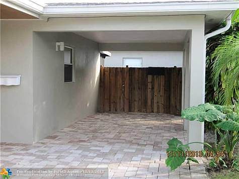 3rd image of 3226 McKinley St