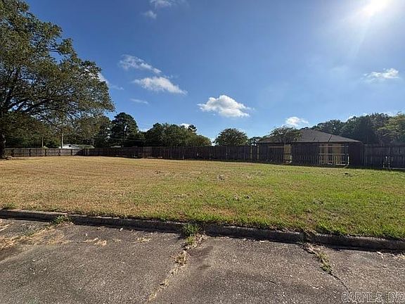 3rd image of Georgetown Dr #10-9