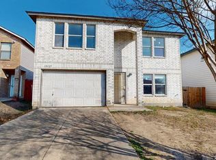 10127 Sunset Pl, San Antonio, TX 78245