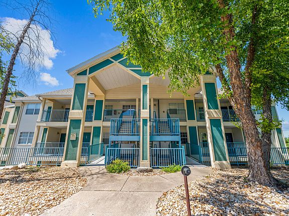2nd image of 530 Spring Creek Road #8 BLDG 5
