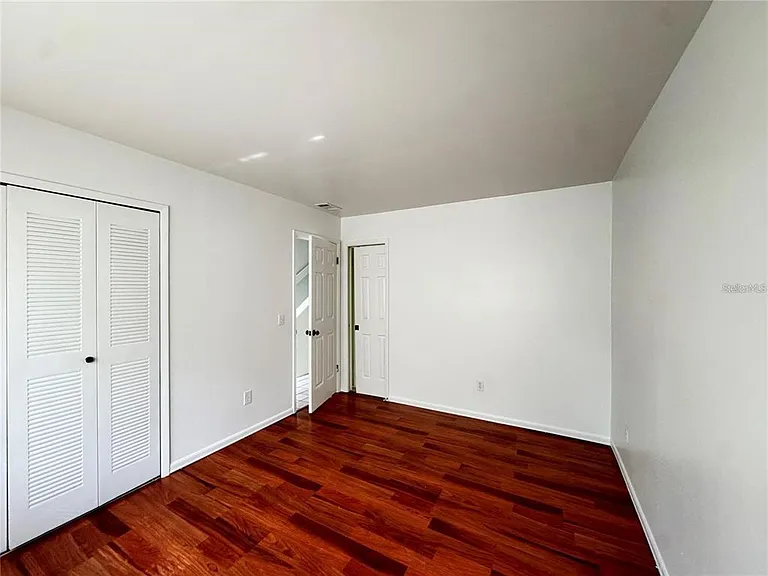 497 Club Dr — Photo 9