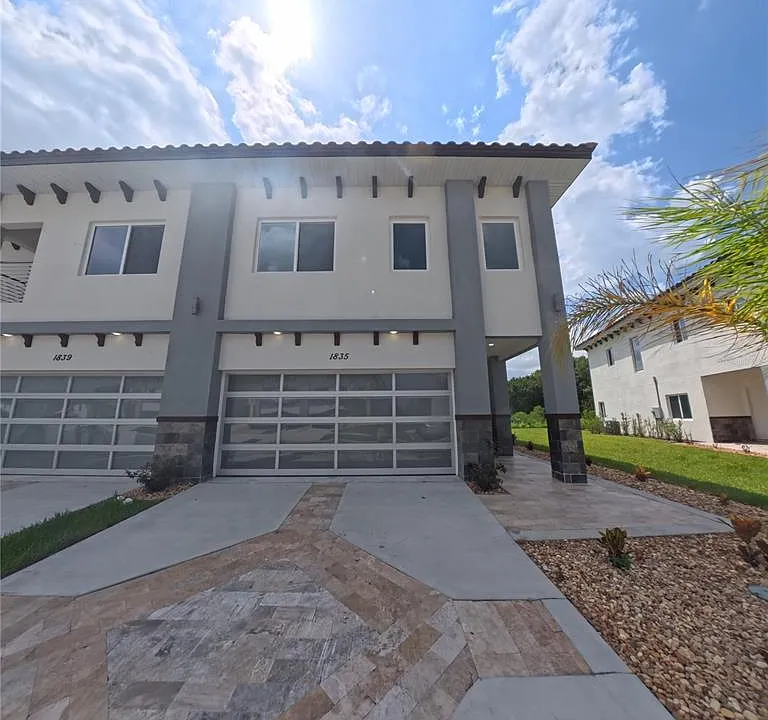 1835 Brentwood Ct