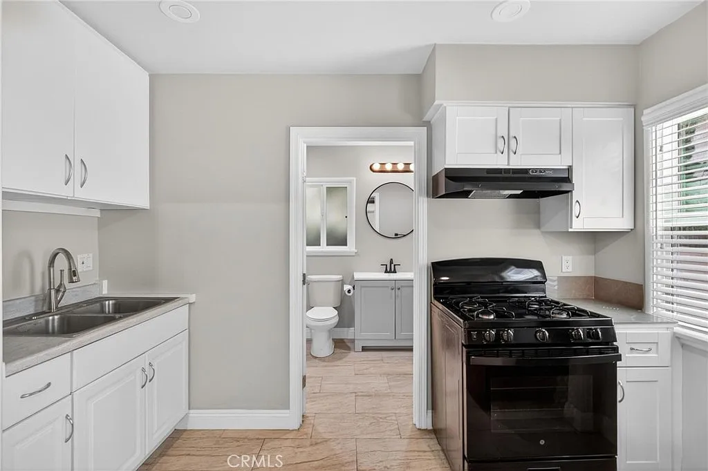 1 bed, 480 sqft, $1,975 — Photo 2