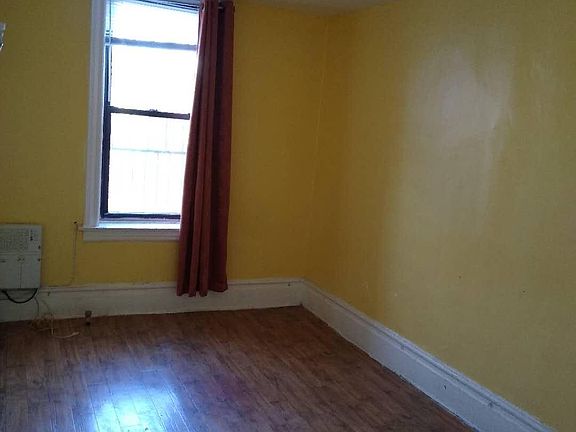 4th image of 8016 17th Ave