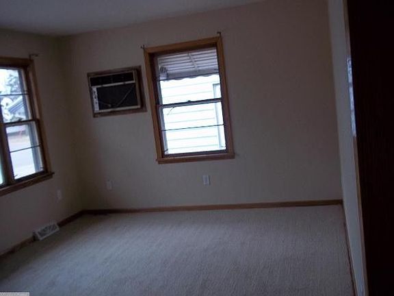 4th image of 74 S Cordova Ave