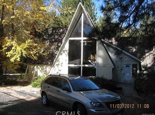 382 Club House Rd, Lake Arrowhead, CA 92352