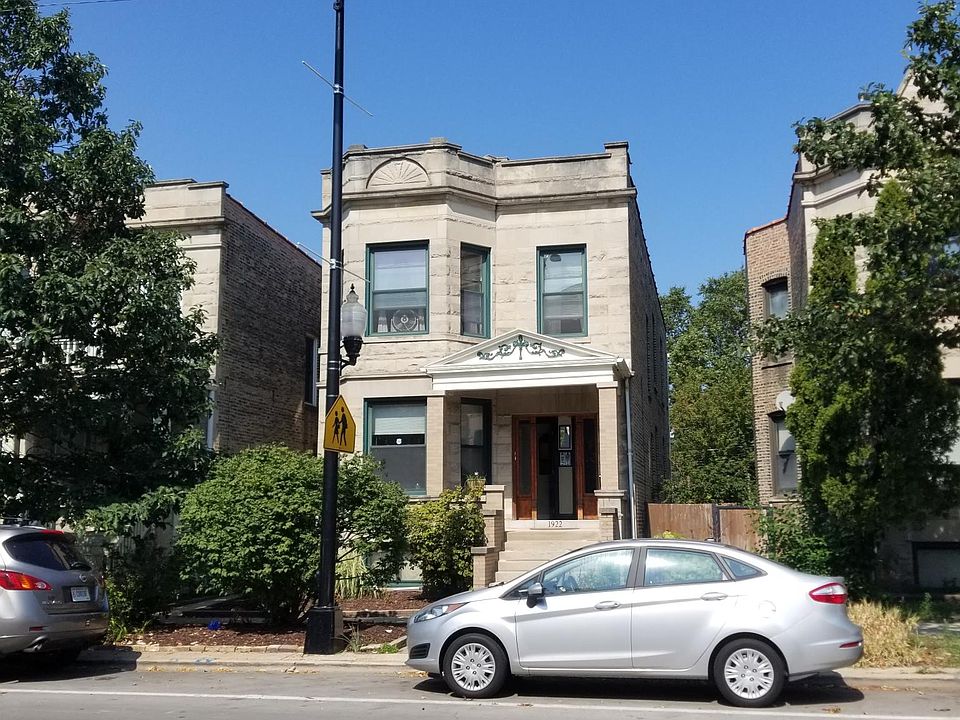 1st image of 1922 W Wilson Ave #1