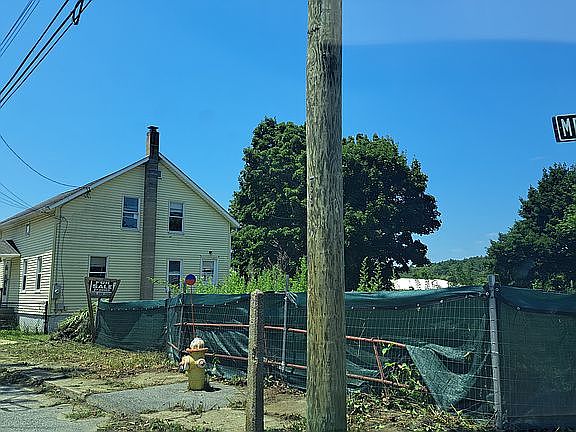 5th image of 2 Mechanic St