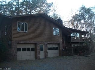 633 Brown Rd, King, NC 27021