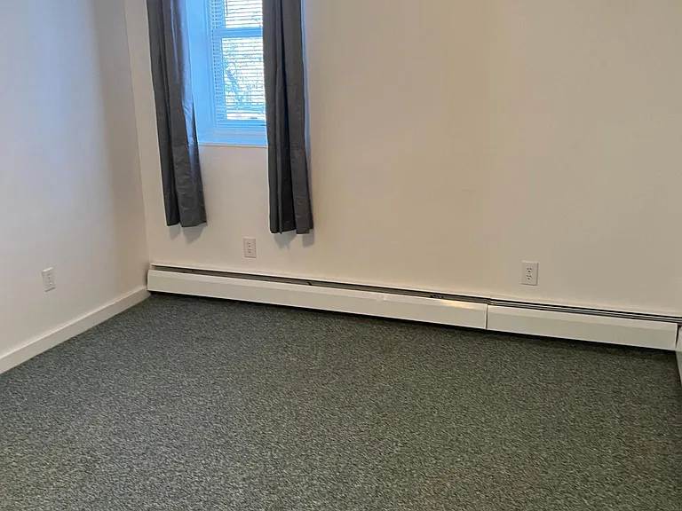 152 Dean St — Photo 4