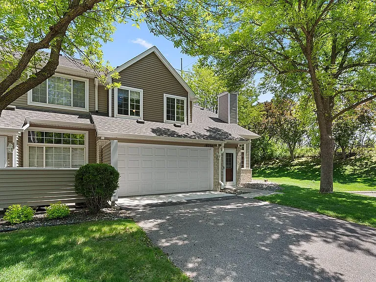 18231 Warbler Ln — Photo 1