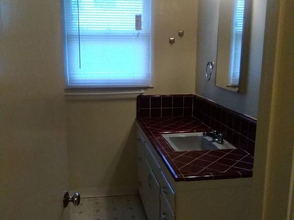 5th image of 3050 E 2nd St APT 4