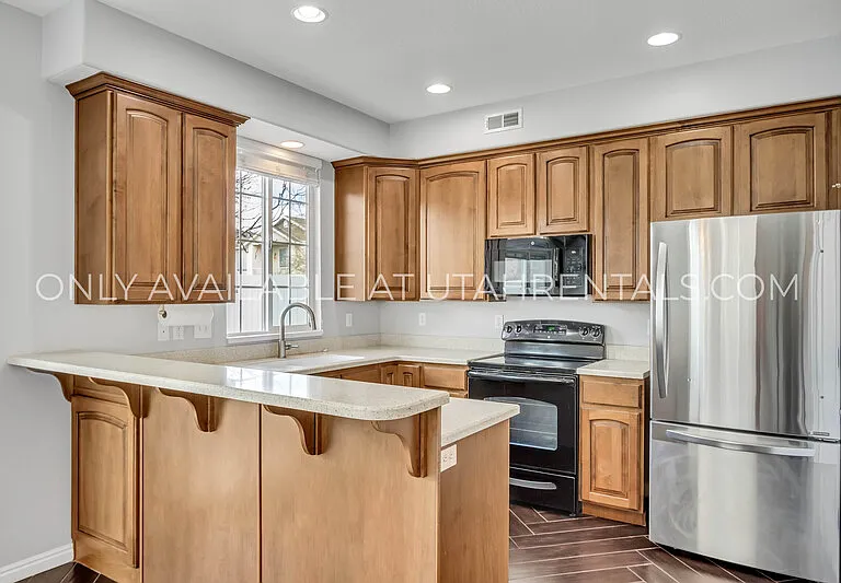 928 Chelsea Ln — Photo 12