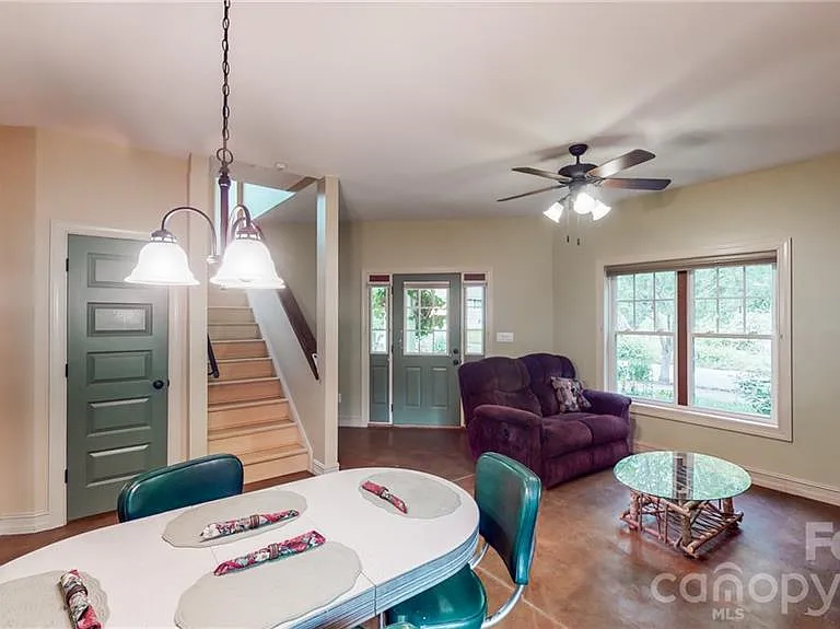 19 Sevan Ct — Photo 20