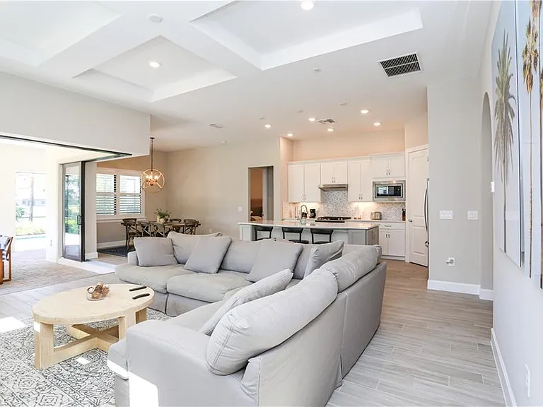 9716 Everglades Dr — Photo 8