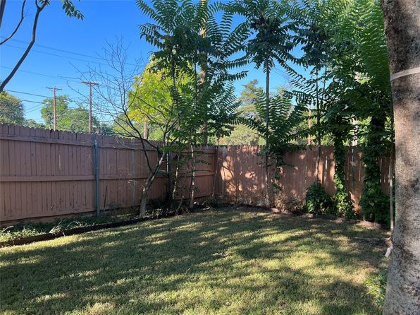 Additional property image - 902 S Oak Cliff Blvd #A-B, Dallas, TX 75208