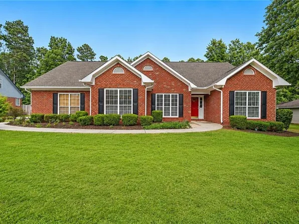 3575 Garden Lakes Pkwy NW, Rome, GA 30165
