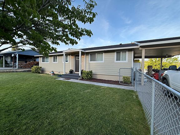 2nd image of 724 Sunrise Dr