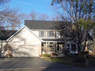 2207 Glencoe Summit Ct, Ballwin, MO 63011