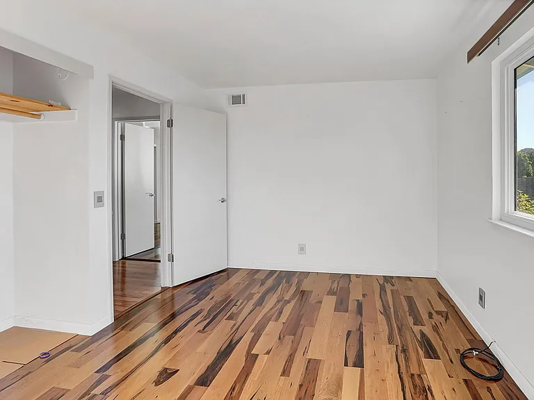 720 Toulouse Ct — Photo 24