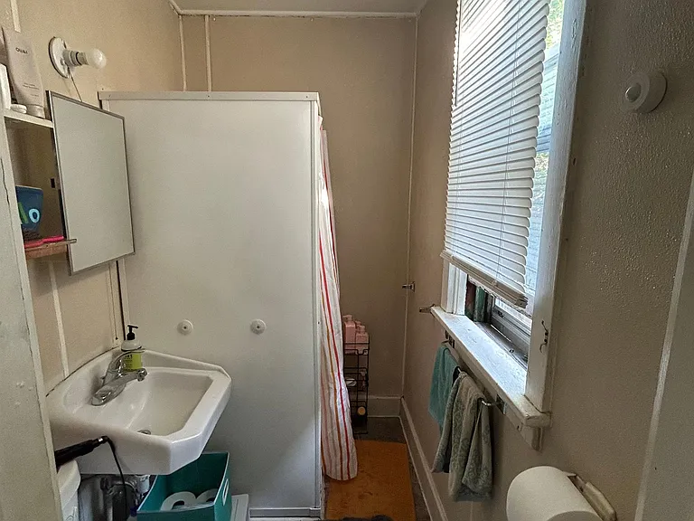 217 N Livingston St — Photo 16