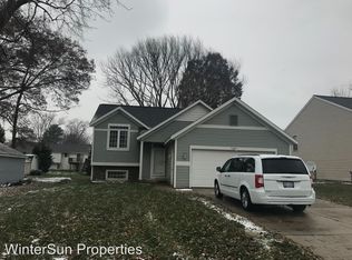 199 Depot Ln, Holland, MI 49424