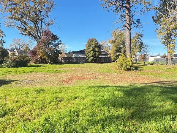 5133 Foster Rd, Paradise, CA 95969