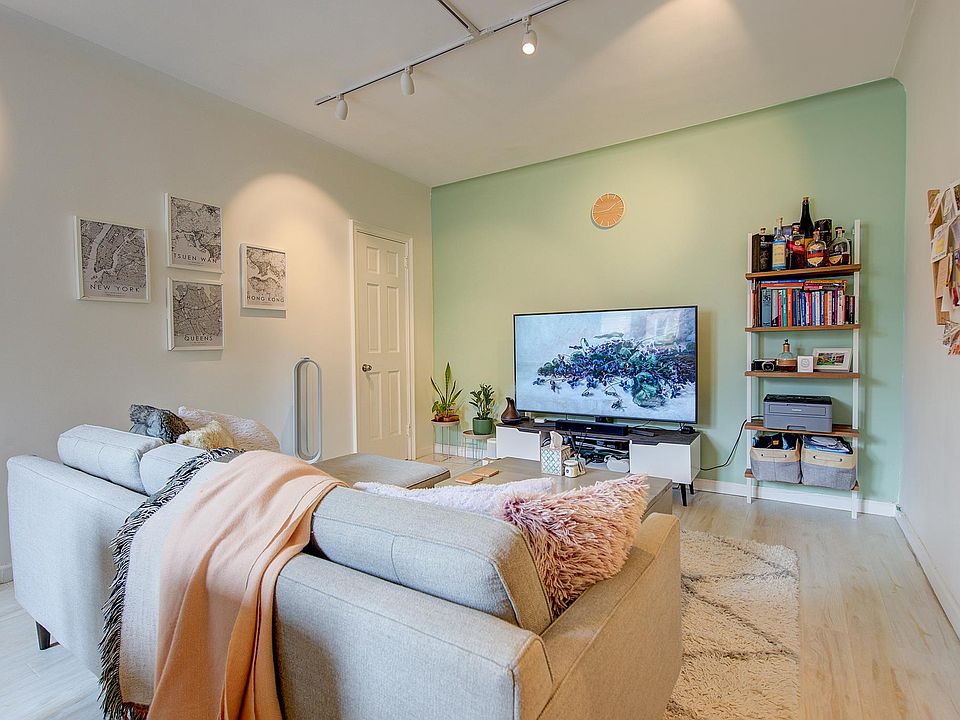 1st image of 16710 Crocheron Ave APT 2E