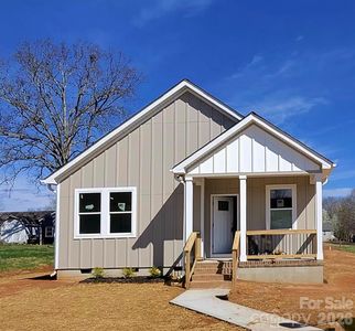 2616 Main Avenue Dr NW, Hickory, NC, 28601