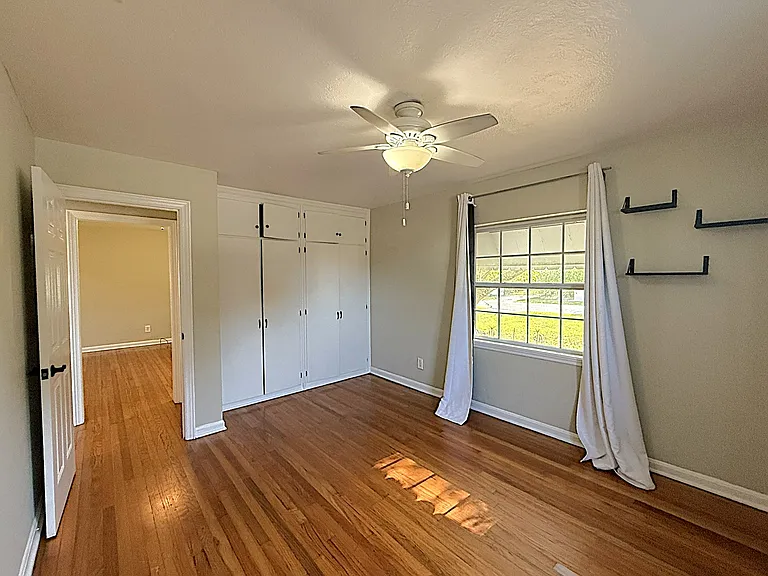 3000 Knollwood Cir — Photo 19