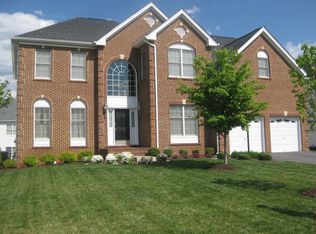 22820 Watson Heights Cir, Ashburn, VA 20148