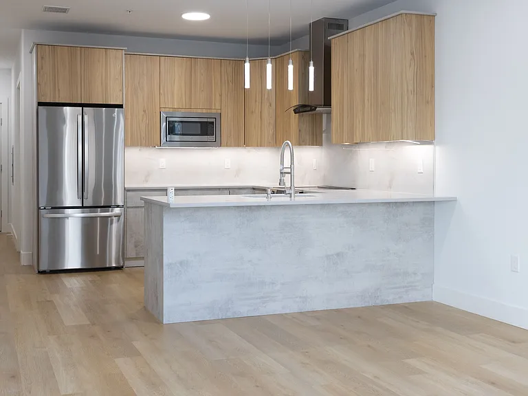 8800 John F. Kennedy Blvd — Photo 77