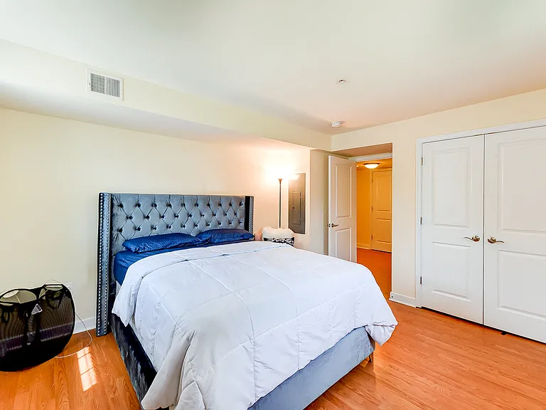 Park Vista Apartments — Photo 9