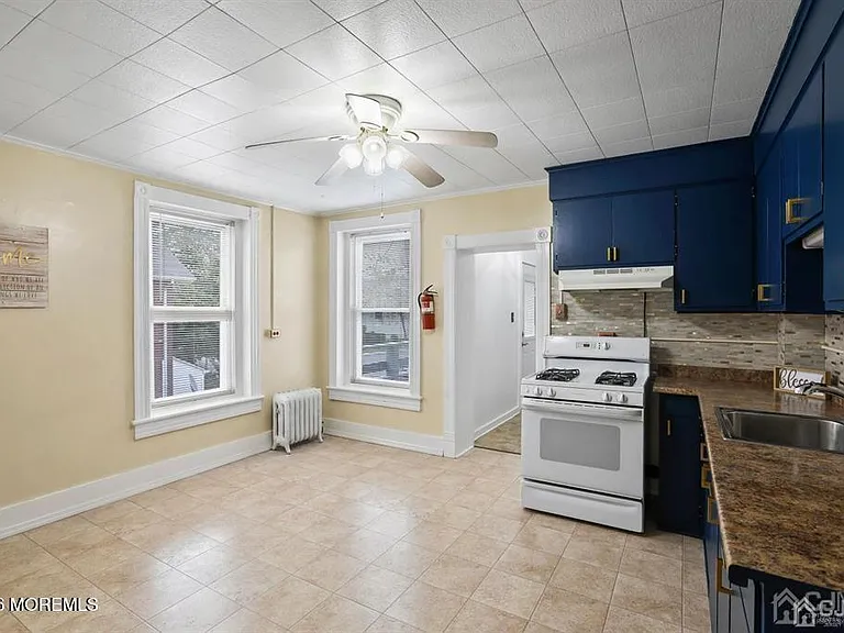 414-416 Main St #416B — Photo 6
