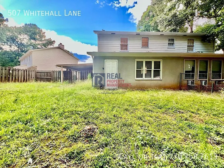 507 Whitehall Ln — Photo 15