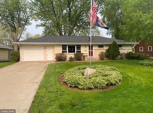 810 Scott St S, Shakopee, MN 55379