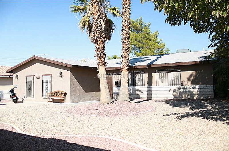 1st image of 4138 Meadowglen Way