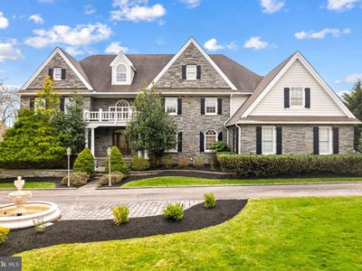 2 Greystone Cir, Newtown Square, PA, 19073
