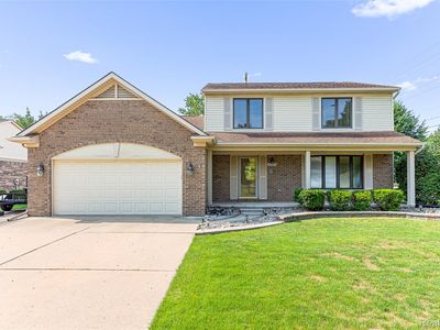22333 Crestwood St, Woodhaven, MI, 48183