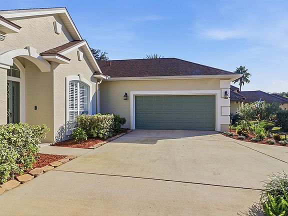 2nd image of 376 Valverde Ln