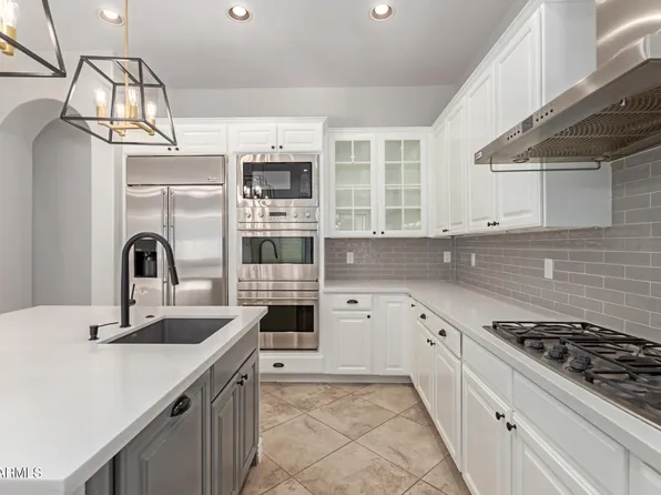 4709 E IRONHORSE Road, Gilbert, AZ 85297