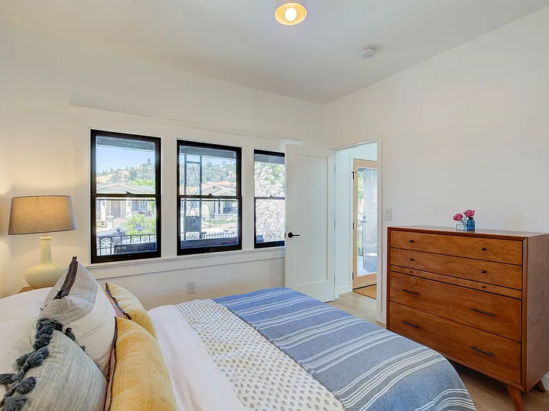 3412 Thorpe Ave — Photo 15