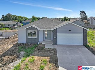 1516 SW 28th St, Lincoln, NE 68522