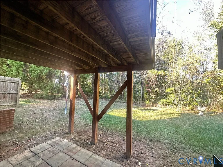 11465 Abbots Cross Ln — Photo 8