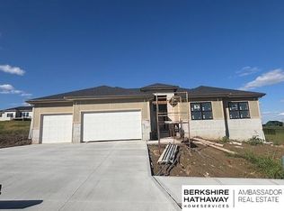 20126 S St, Omaha, NE 68135